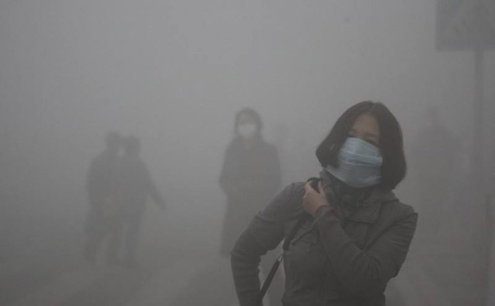 秸秆焚烧导致雾霾产生