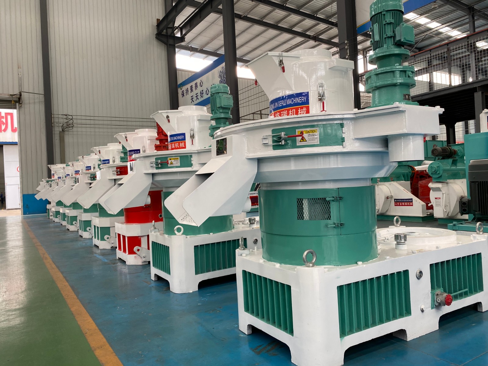 生物质秸秆颗?；? width=