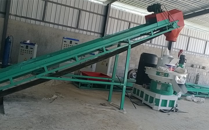 玉米秸秆颗?；殖“沧暗魇?jpg