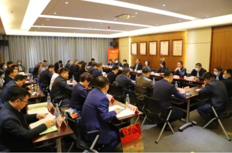 非公经济领域“盈商润济?党旗红”示范创建工作推进会在三庆实业集团有限公司召开.png