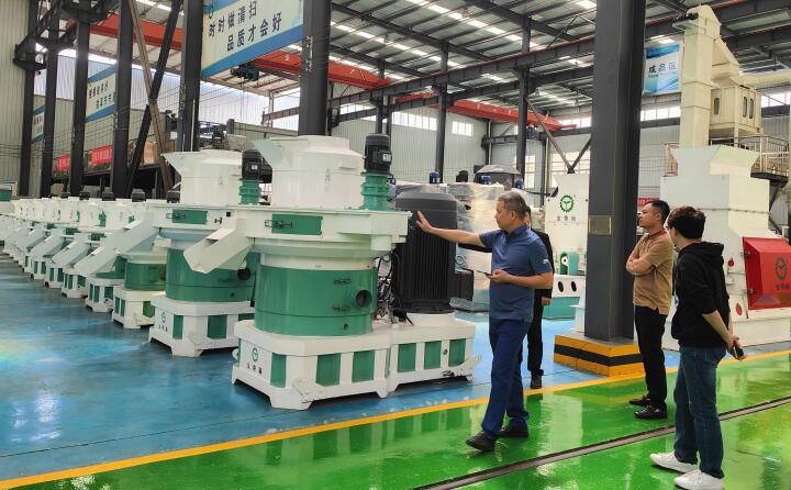 越南客户考察颗?；呱璞?jpg