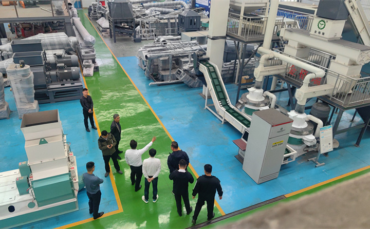 实地考察木屑颗?；北?jpg